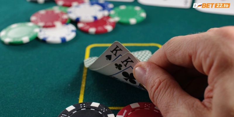 Bluff trong Poker là gì? Cách Bluff trong Poker hiệu quả